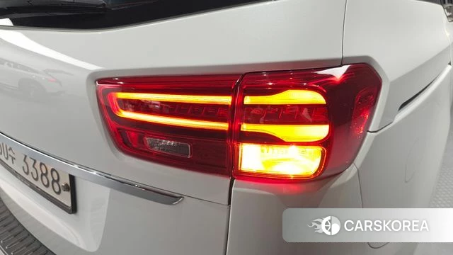 Kia The New Carnival id 4525476 из Кореи 15