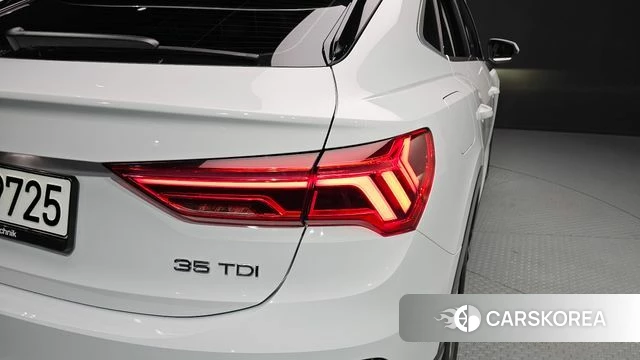 Audi Q3 (F3) id 4377281 из Кореи 15