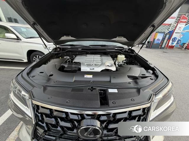 Lexus LX id 4342106 из Китая 15