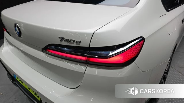 BMW 7 Series (G70) id 4248317 из Кореи 15