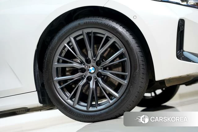 BMW 3 series id 4257663 из Китая 15