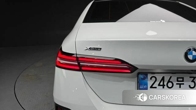 BMW 5 Series (G60) id 4394433 из Кореи 15