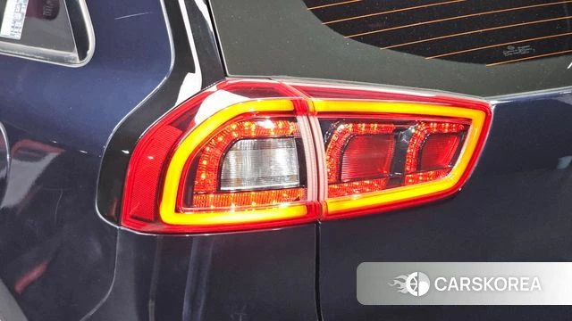 Kia Niro id 4900729 из Кореи 15