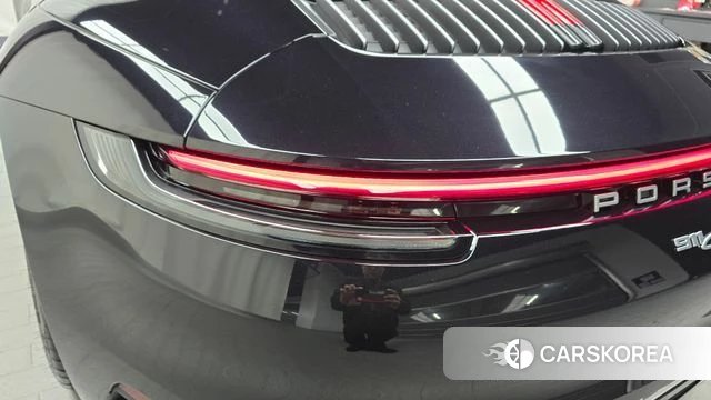Porsche 911(992) id 4308103 из Кореи 15