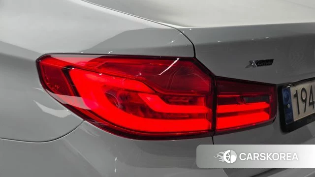BMW 5 Series (G30) id 4459449 из Кореи 15
