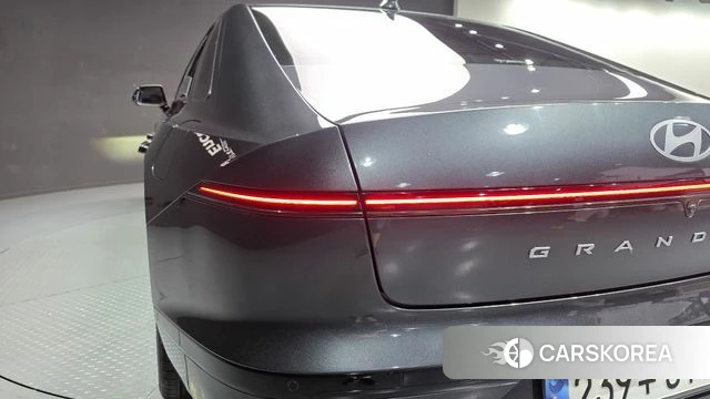 Hyundai Grandeur Hybrid (GN7) id 4656122 из Кореи 15