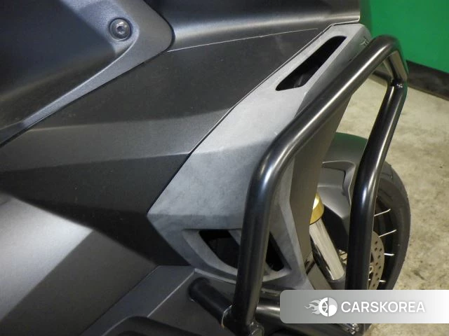 Honda X-ADV 750 id 3949945 из Японии 15