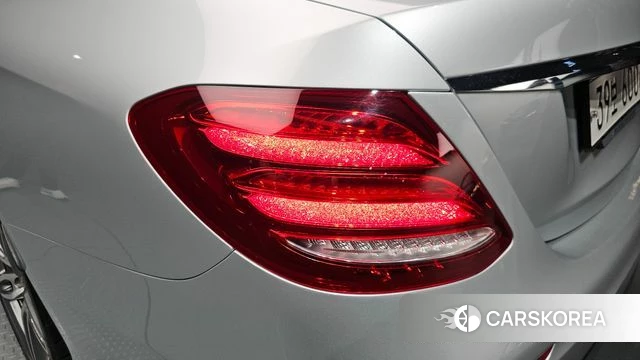 Mercedes-Benz E-Class W213 id 4411292 из Кореи 15