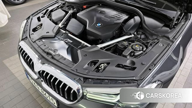 BMW 5 Series (G30) id 4223213 из Кореи 15