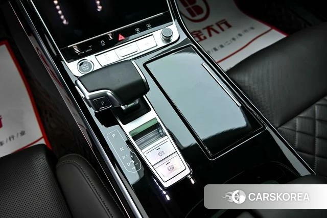 Audi A8 PHEV id 4298109 из Китая 15