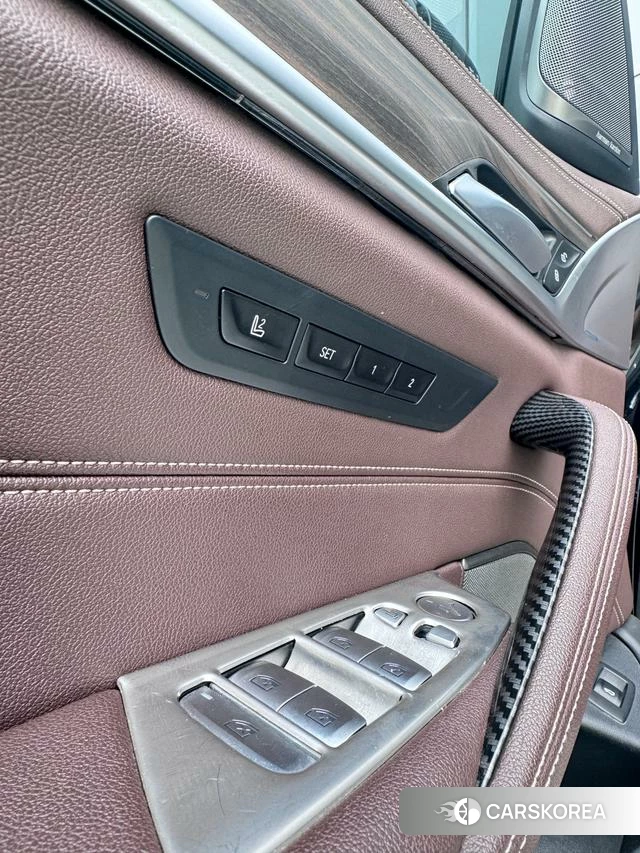 BMW 5 series id 4260975 из Китая 15