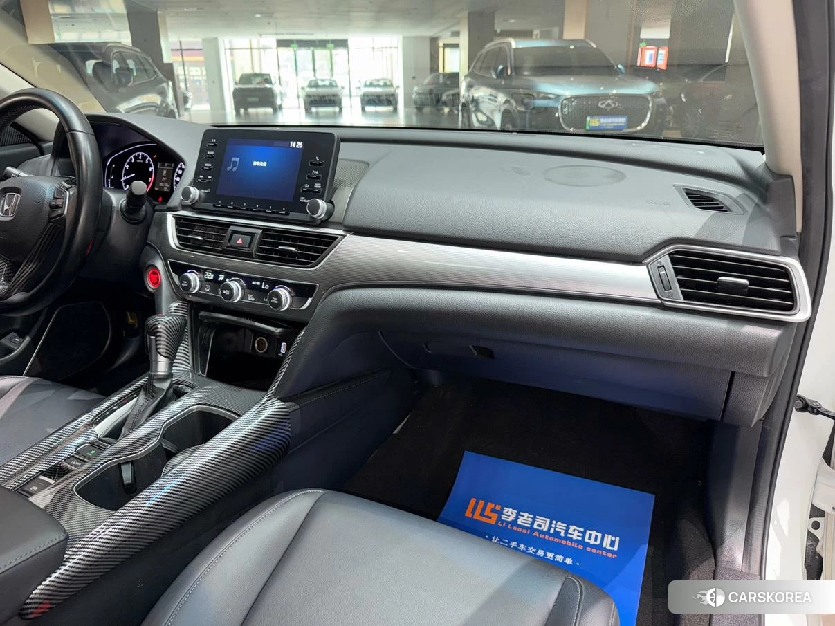Honda Accord id 4455390 из Китая 15