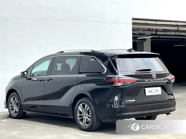 Toyota Saina id 4266024 из Китая 15