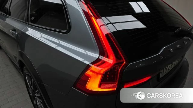 Volvo V90 Cross-Country id 4693877 из Кореи 15
