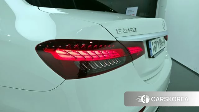 Mercedes-Benz E-Class W213 id 4292379 из Кореи 15