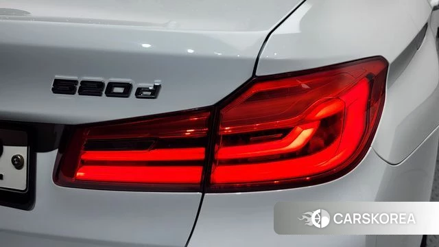 BMW 5 Series (G30) id 4746926 из Кореи 15