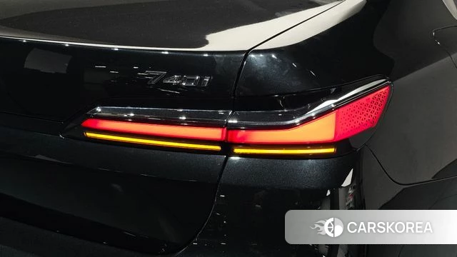 BMW 7 Series (G70) id 4720155 из Кореи 15