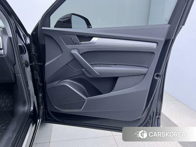 Audi Q5L id 4207308 из Китая 15