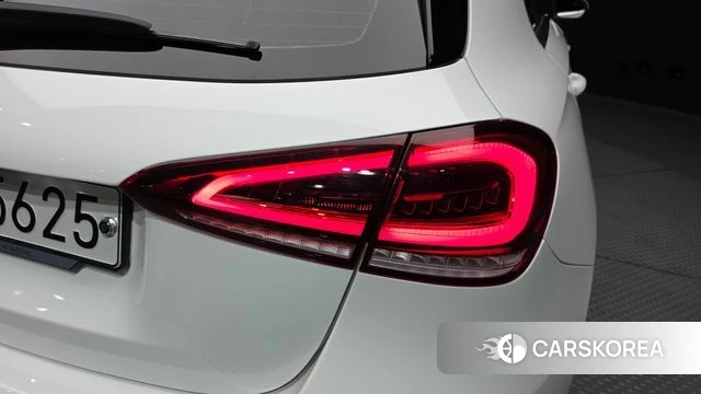 Mercedes-Benz A-Class W177 id 4416838 из Кореи 15