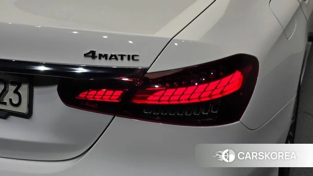 Mercedes-Benz E-Class W213 id 4594075 из Кореи 15