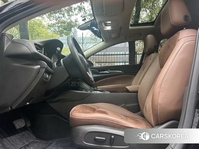 Buick Regal id 4209847 из Китая 15