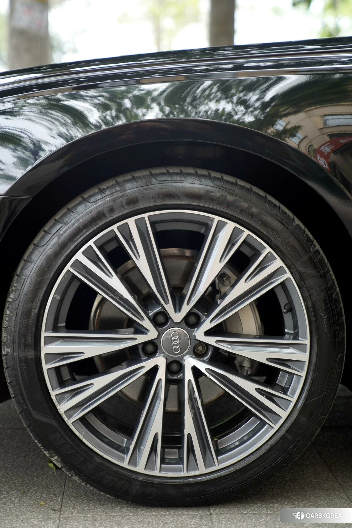 Audi A6L id 4420909 из Китая 15