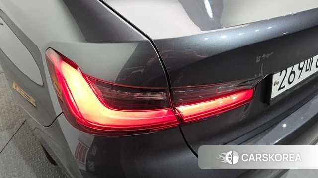 BMW 3 Series (G20) id 4294557 из Кореи 15