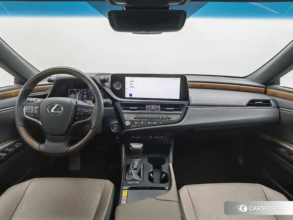 Lexus ES id 4669263 из Китая 15