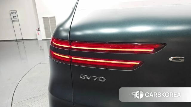 Genesis GV70 id 4389047 из Кореи 15