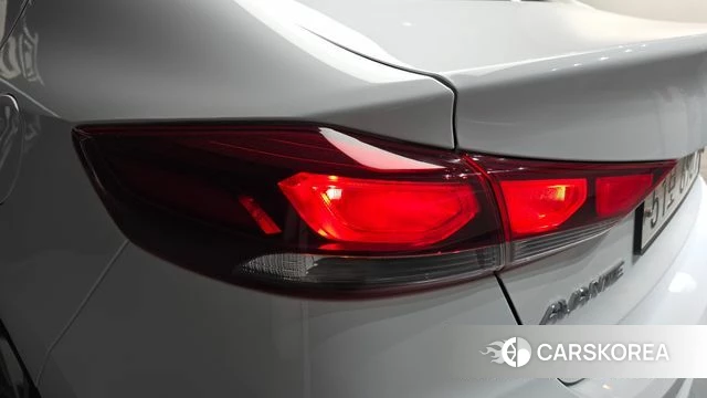 Hyundai Avante AD id 4295030 из Кореи 15