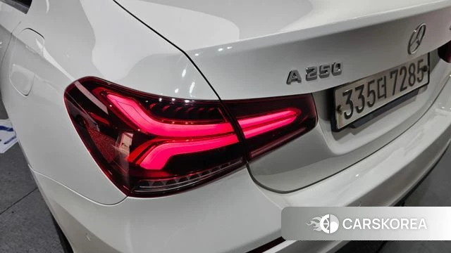 Mercedes-Benz A-Class W177 id 4384183 из Кореи 15