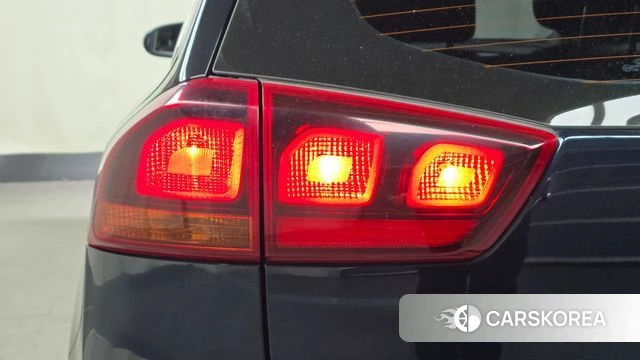 Kia The New Niro id 4937178 из Кореи 15
