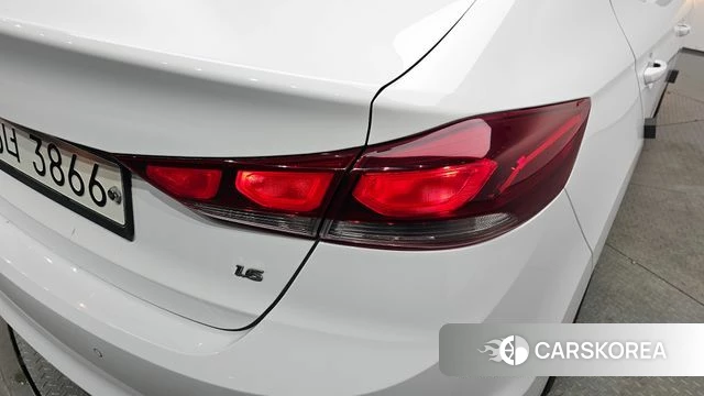 Hyundai Avante AD id 4378114 из Кореи 15
