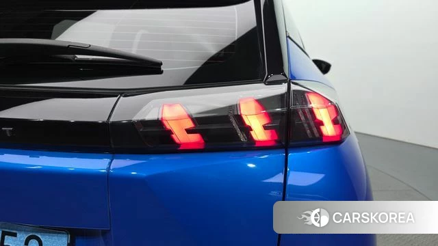 Peugeot e-2008 second generation id 4650077 из Кореи 15