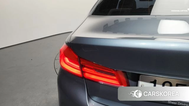 BMW 5 Series (G30) id 4356765 из Кореи 15