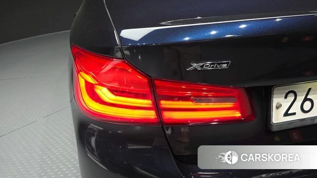 BMW 5 Series (G30) id 4465129 из Кореи 15