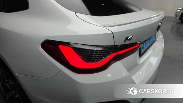 BMW i4 id 4201449 из Кореи 15