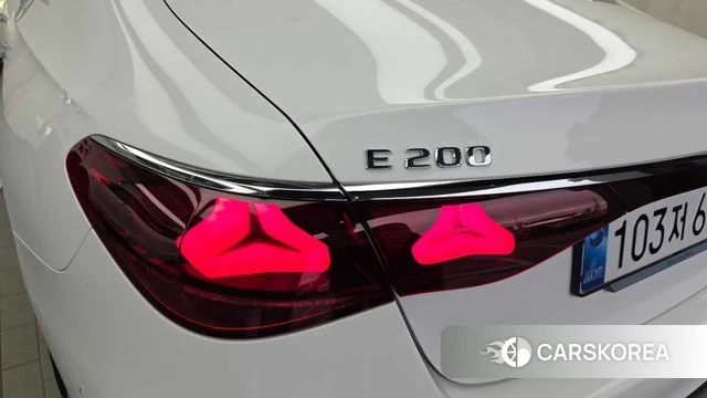 Mercedes-Benz E-Class W214 id 4791807 из Кореи 15