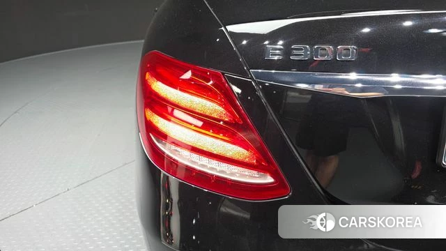 Mercedes-Benz E-Class W213 id 4732786 из Кореи 15