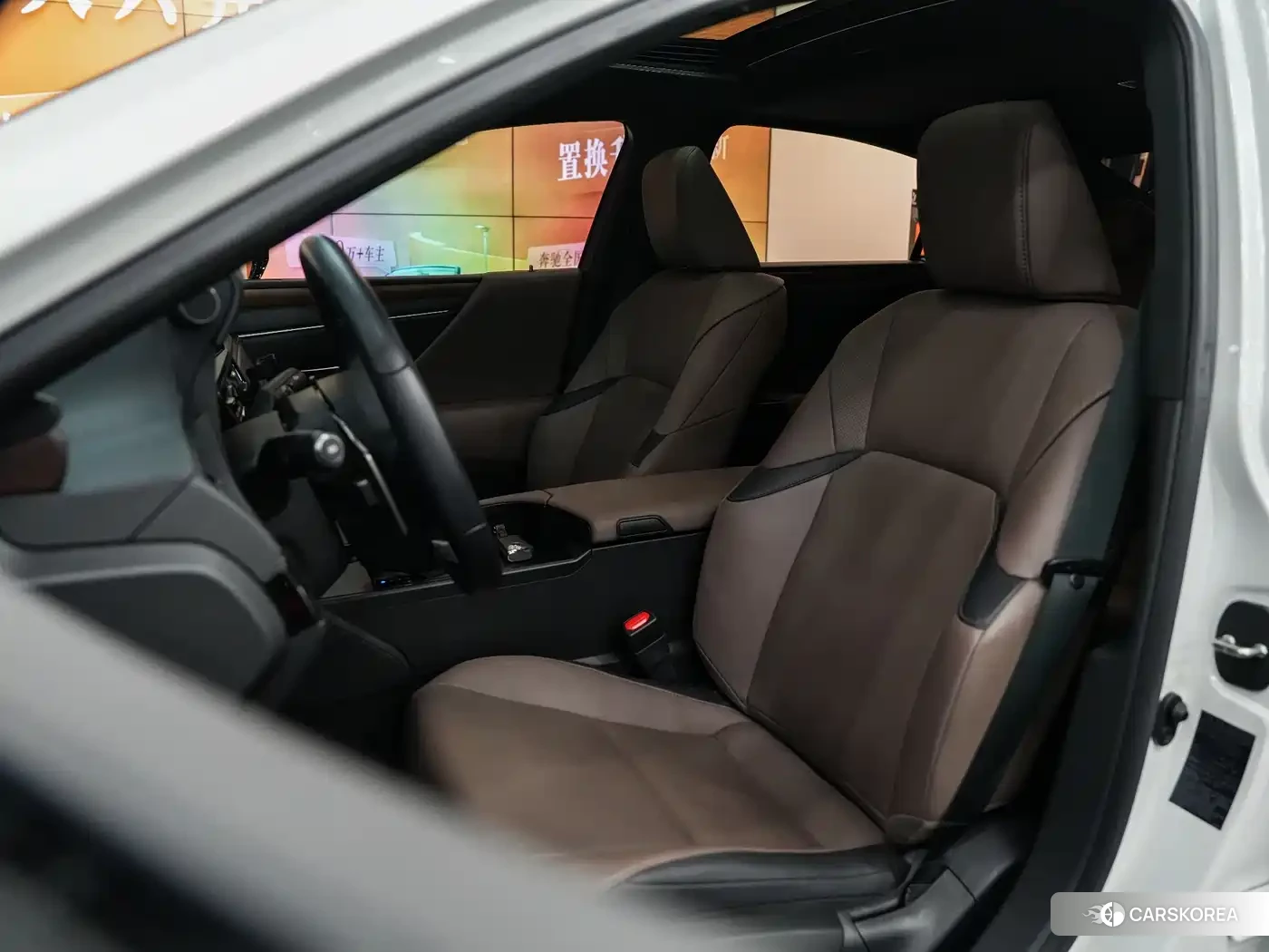 Lexus ES id 4539106 из Китая 15