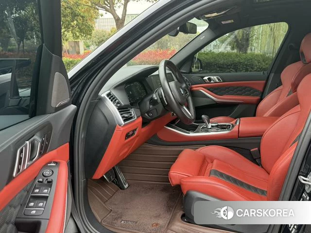 BMW X5 M id 4348727 из Китая 15