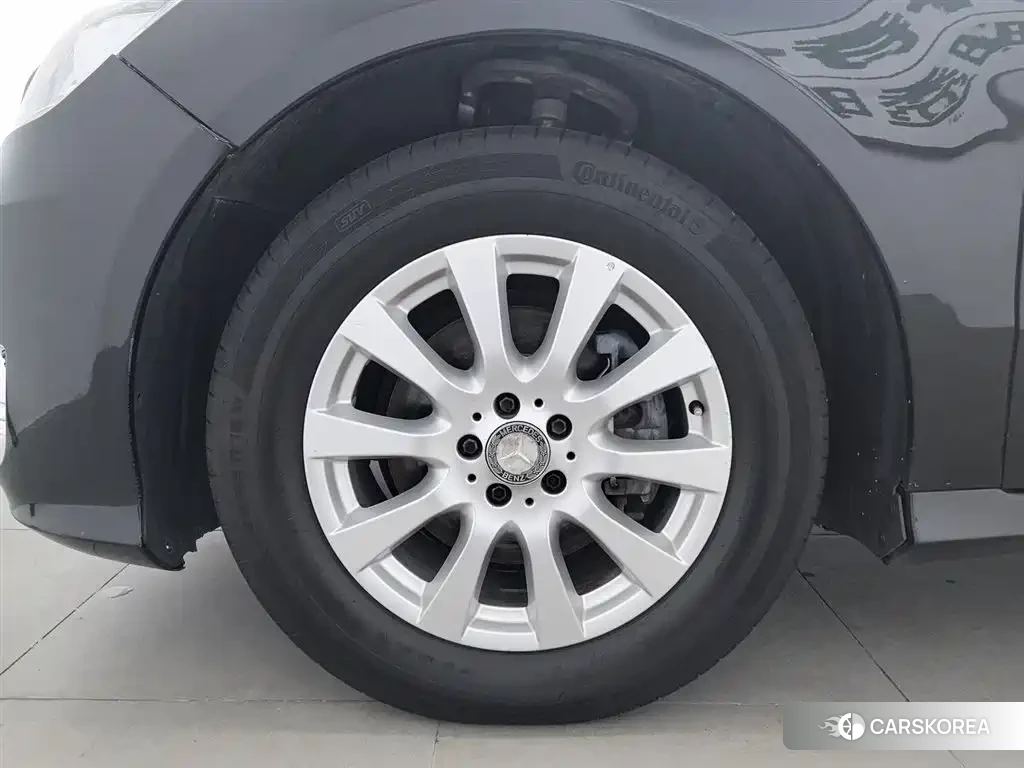 Mercedes-Benz R-class id 4607052 из Китая 15