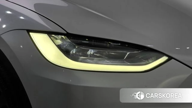 Tesla Model X id 4848018 из Кореи 15
