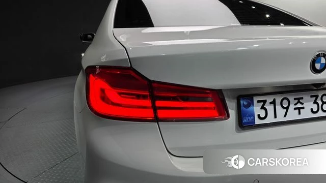 BMW 5 Series (G30) id 4536758 из Кореи 15