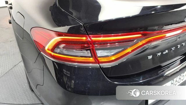 Hyundai Grandeur IG Hybrid id 4188310 из Кореи 15