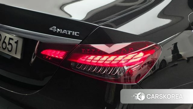 Mercedes-Benz E-Class W213 id 4692302 из Кореи 15