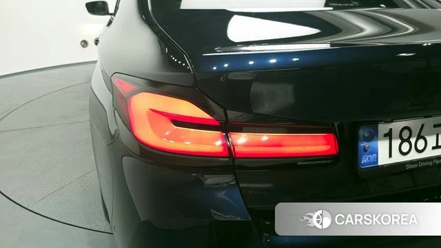 BMW 5 Series (G30) id 4354674 из Кореи 15