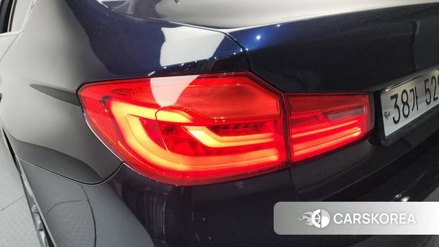 BMW 5 Series (G30) id 4525949 из Кореи 15
