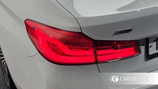 BMW 5 Series (G30) id 4530449 из Кореи 15