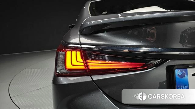 Lexus ES300h 7th generation id 4578563 из Кореи 15